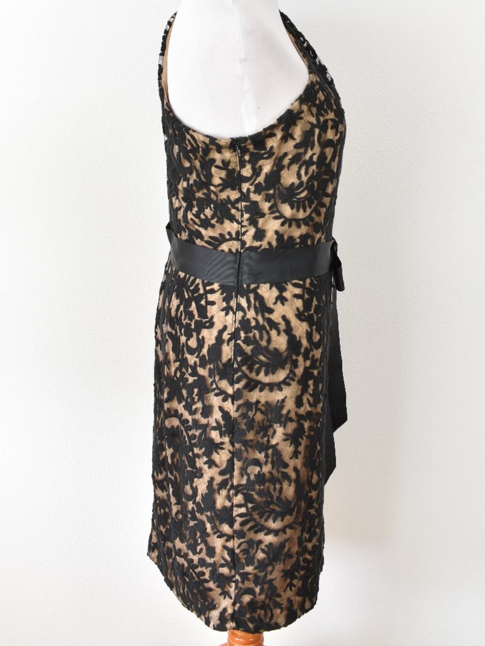 Tadashi Shoji One Shoulder Lace Cocktail Dress - 16 - Picture 7 of 9